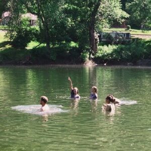 Meet your Posher, Bonnie